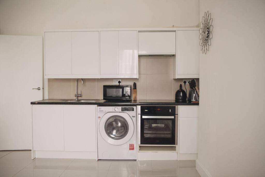 3 Bed Flat With Balcony Central Londýn Exteriér fotografie